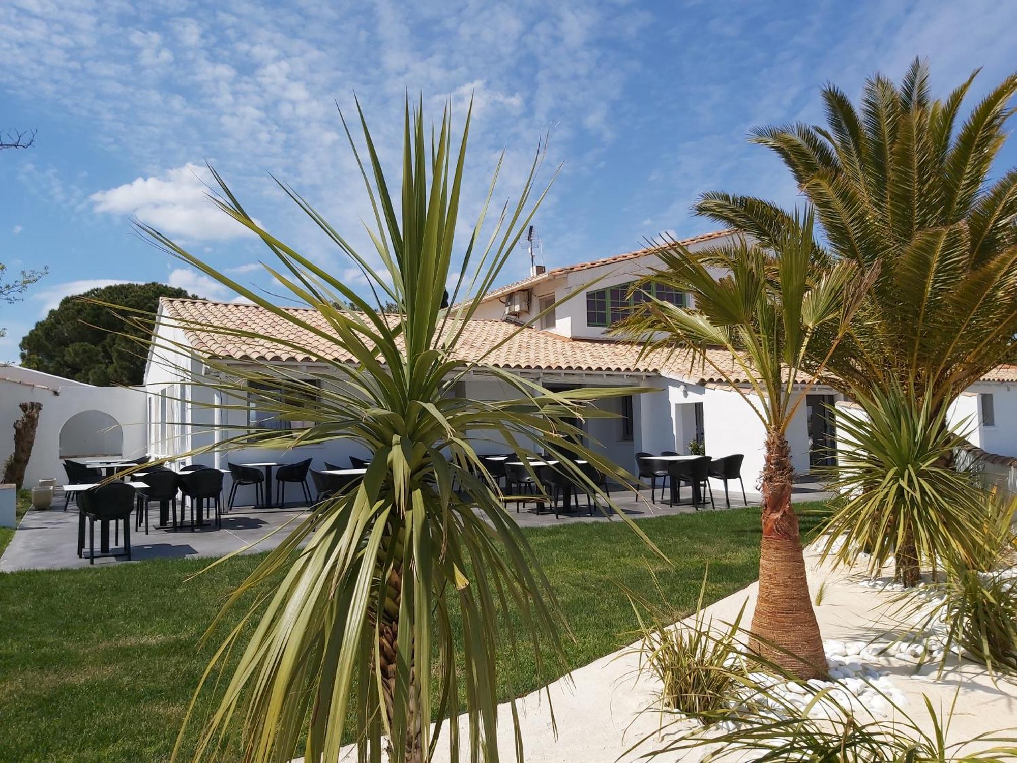 Hotel Mas Des Lys Saintes-Maries-de-la-Mer Buitenkant foto