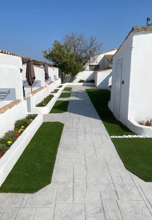 Hotel Mas Des Lys Saintes-Maries-de-la-Mer Buitenkant foto