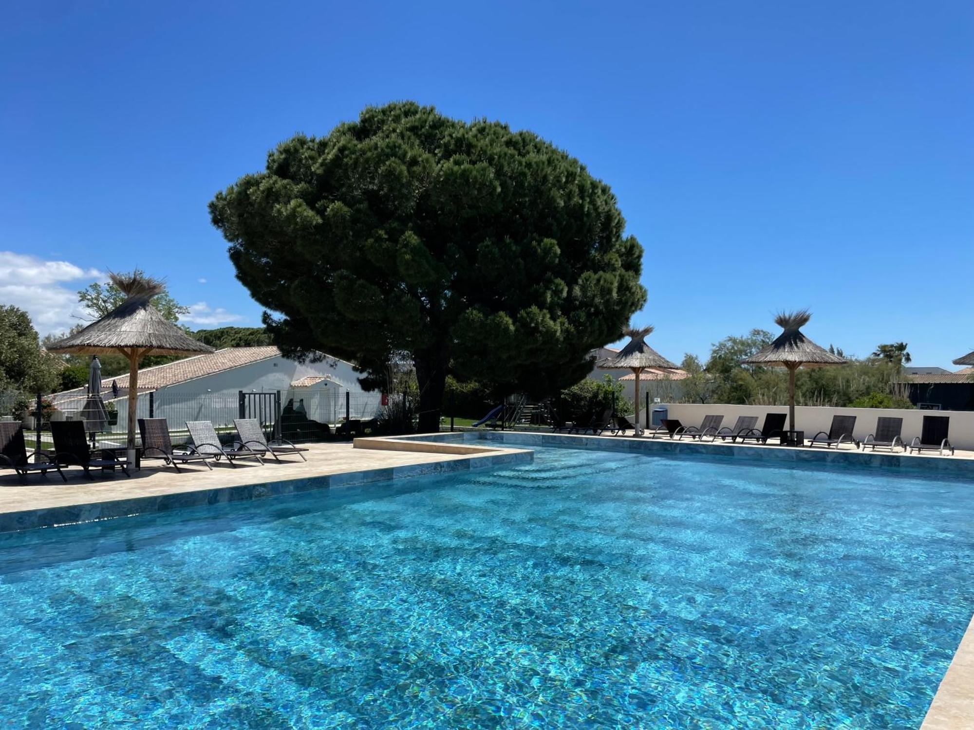 Hotel Mas Des Lys Saintes-Maries-de-la-Mer Buitenkant foto