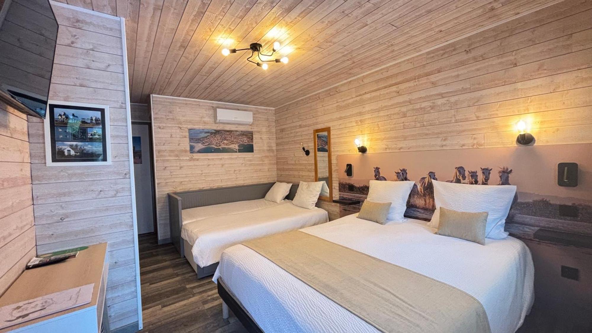Hotel Mas Des Lys Saintes-Maries-de-la-Mer Buitenkant foto