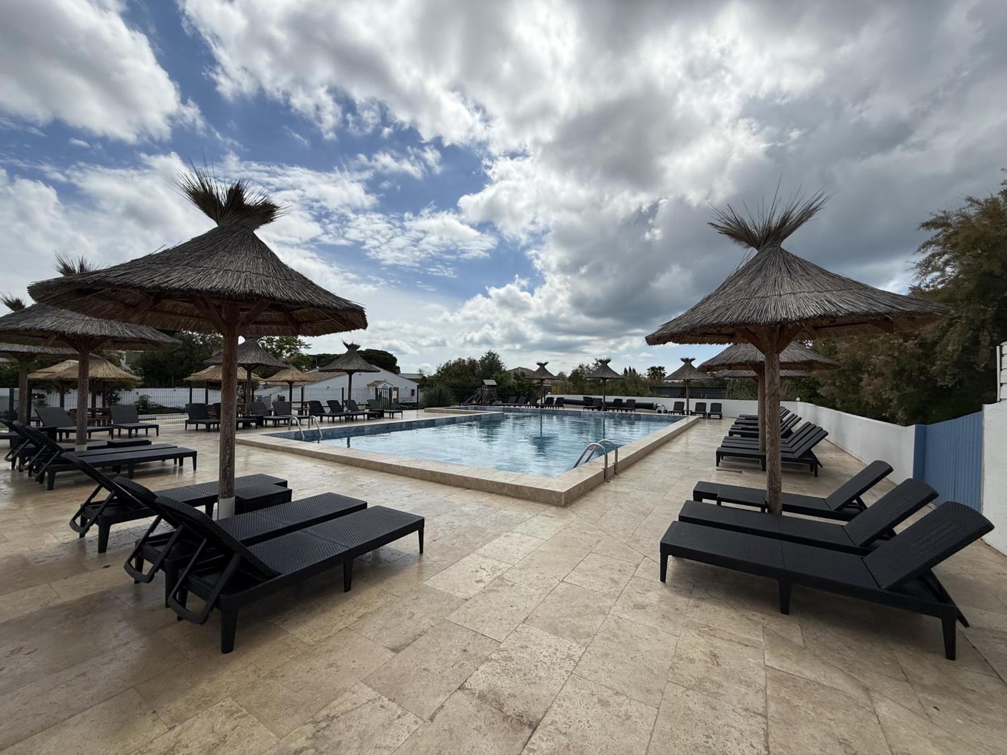 Hotel Mas Des Lys Saintes-Maries-de-la-Mer Buitenkant foto